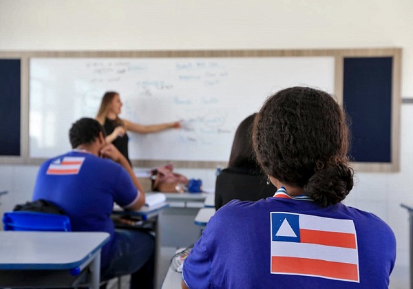 Governo ofertará 200 mil novas vagas em cursos para estudantes da rede estadual
