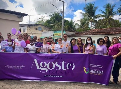 Prefeitura de Jandaíra realiza caminhada pelo fim da violência contra a mulher