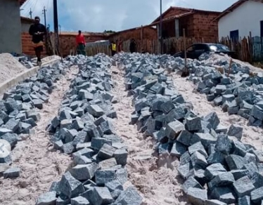Obras seguem ritmo acelerado em Cardeal da Silva