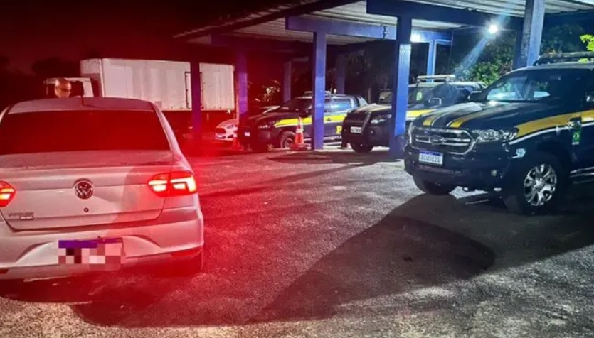 PRF apreende veículo clonado durante fiscalização na BR 101 em Alagoinhas