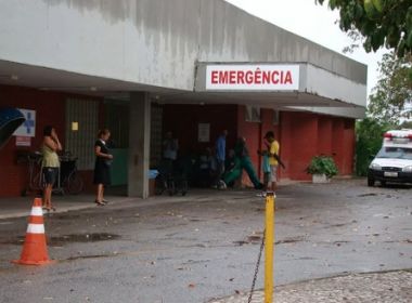 Jovem perde parte dos dedos ao soltar fogos em carreata política