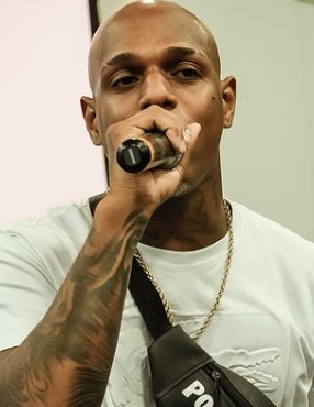 Governo Dudu Vieira pagará 38 mil reais para banda Oh polêmico cantar no município