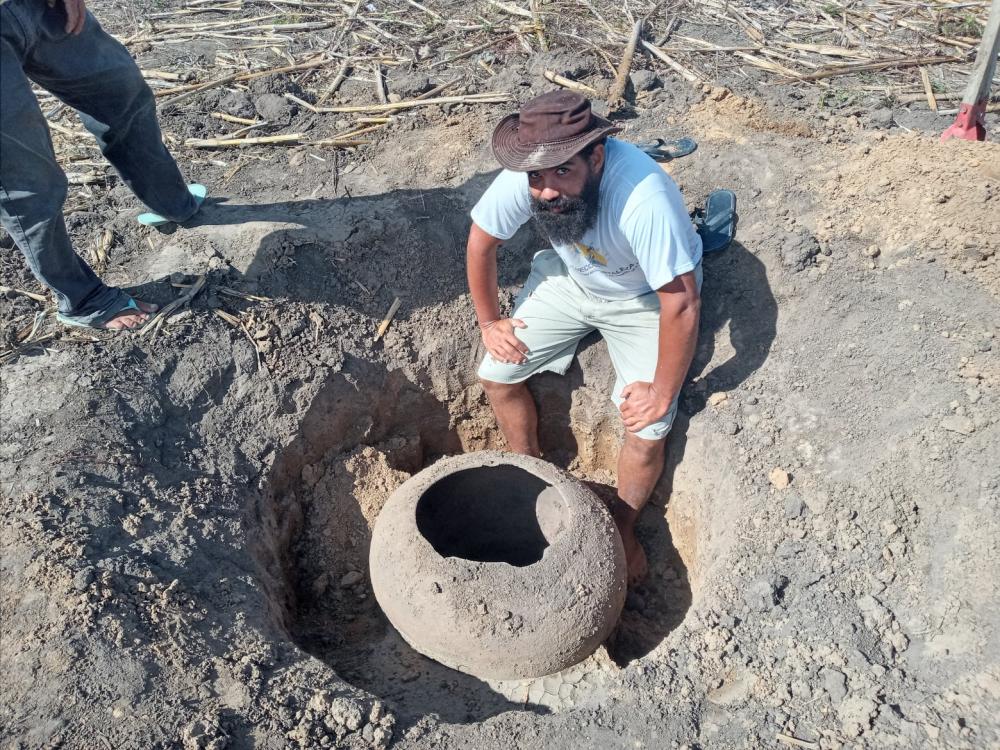 Urna funerária indígena é encontrada na Vila Morena em Esplanada