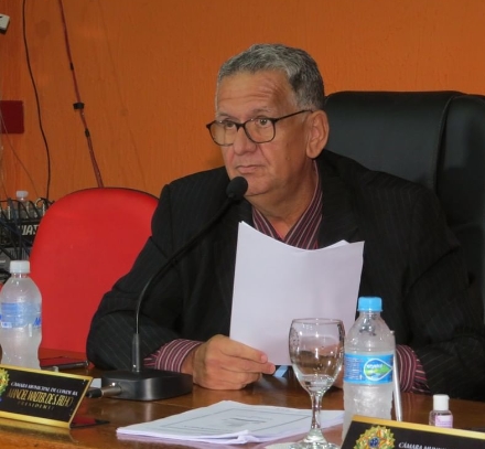 Ex-vice-prefeito e atual presidente da Câmara de Conde demite sem aviso todos os assessores de vereadores e gera revolta na casa legislativa