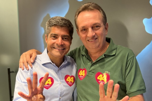 ACM Neto recebe apoio de novos prefeitos: ‘vai prevalecer a vontade de mudança’