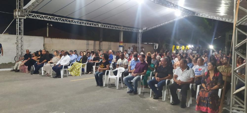 Lideranças políticas participam de ato cívico e missa em ação de graças pelos 253 anos do município de Mucuri