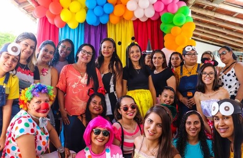 Governo Carine de Ataíde através da Assistência Social realiza evento do dia das crianças em Aporá e Itamira