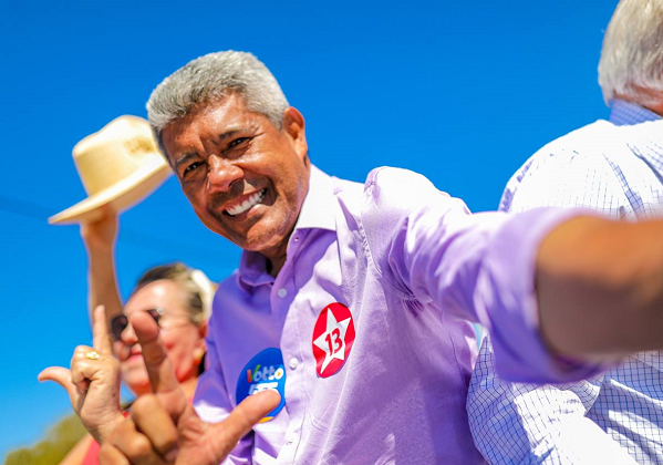 Redes sociais de Jerônimo Rodrigues são alvos de ataques por perfis falsos e robôs