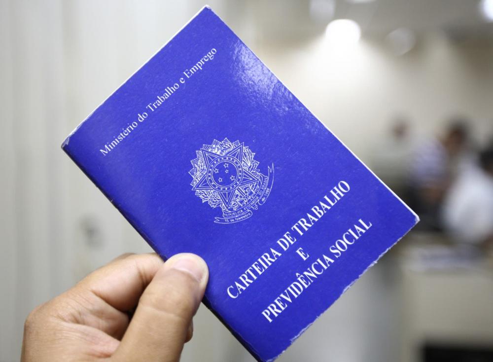 Sine/Mucuri anuncia uma vaga para Auxiliar Administrativo