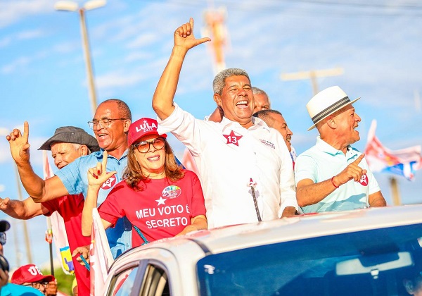Em Pojuca, Jerônimo Rodrigues promete investir no setor industrial