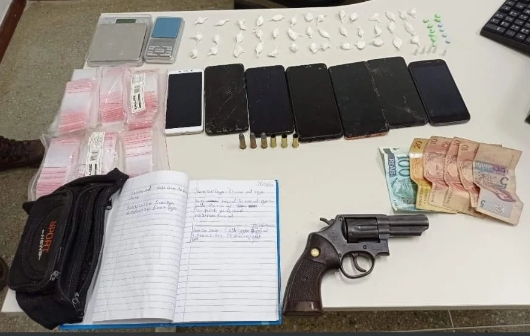 PM do 4º BPM e CIPE-LN apreendem arma de fogo após confronto em Inhambupe