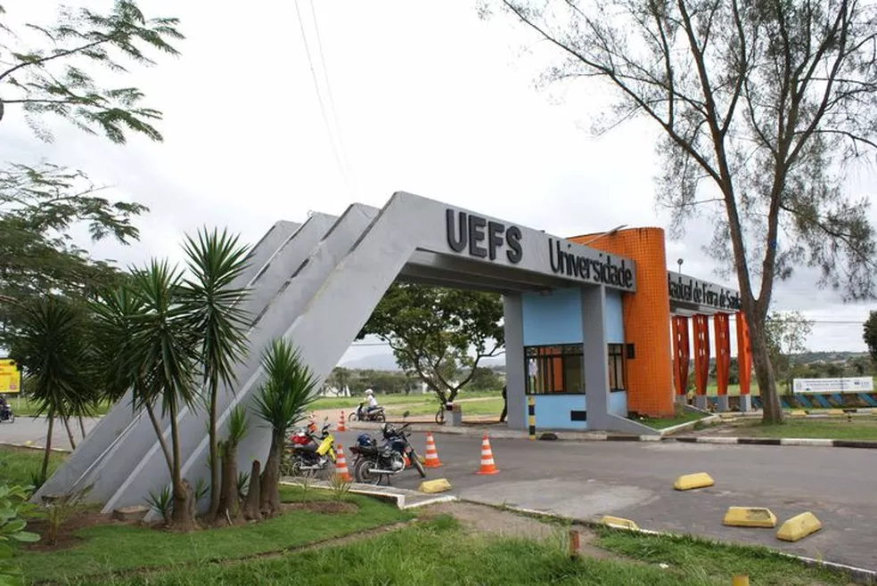 Universidade abre processo seletivo para contratação de servidores por tempo determinado em Feira de Santana