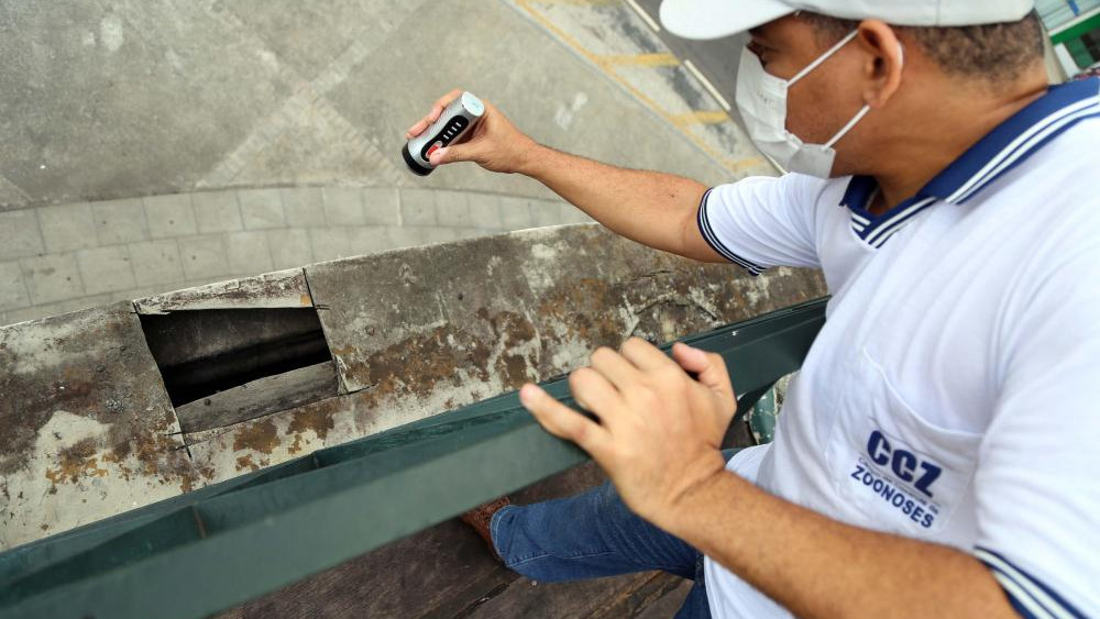 Salvador inspeciona terminais de passageiros e praças públicas no combate ao Aedes aegypti