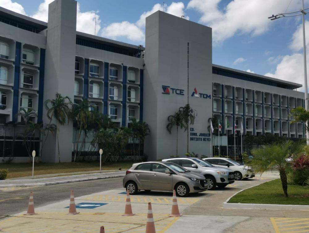 Mais cinco contas de Prefeituras são aprovadas com ressalvas; Gestores deverão pagar multa