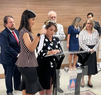 Prefeita Carine e Poder Judiciário firmam termo de cooperação técnica para ampliar acesso à justiça em Aporá