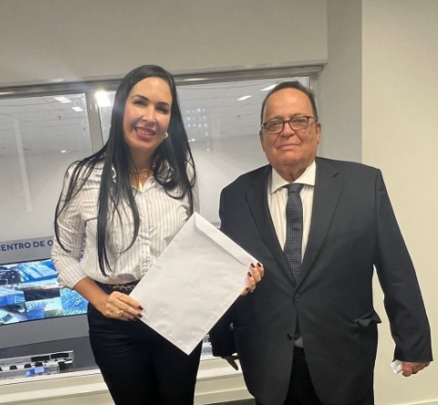 Deputada Ludmilla Fiscina pede funcionamento da delegacia da mulher 24h, mais um rabecão, médicos legistas e aumento de efetivo policial em Alagoinhas e Litoral Norte e Agreste Baiano