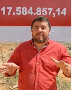 Vídeo: Prefeito Júnior Argôlo comemora início das obras pedidas ao Governador Rui Costa para Entre Rios; Assista
