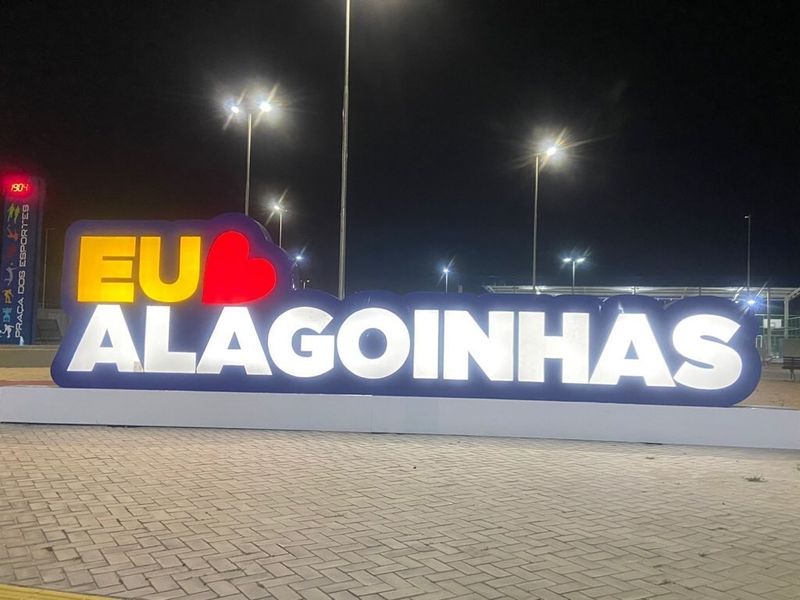 Em Alagoinhas, após desobedecer ordem de parada, motociclista que conduzia motocicleta roubada é preso pela PRF