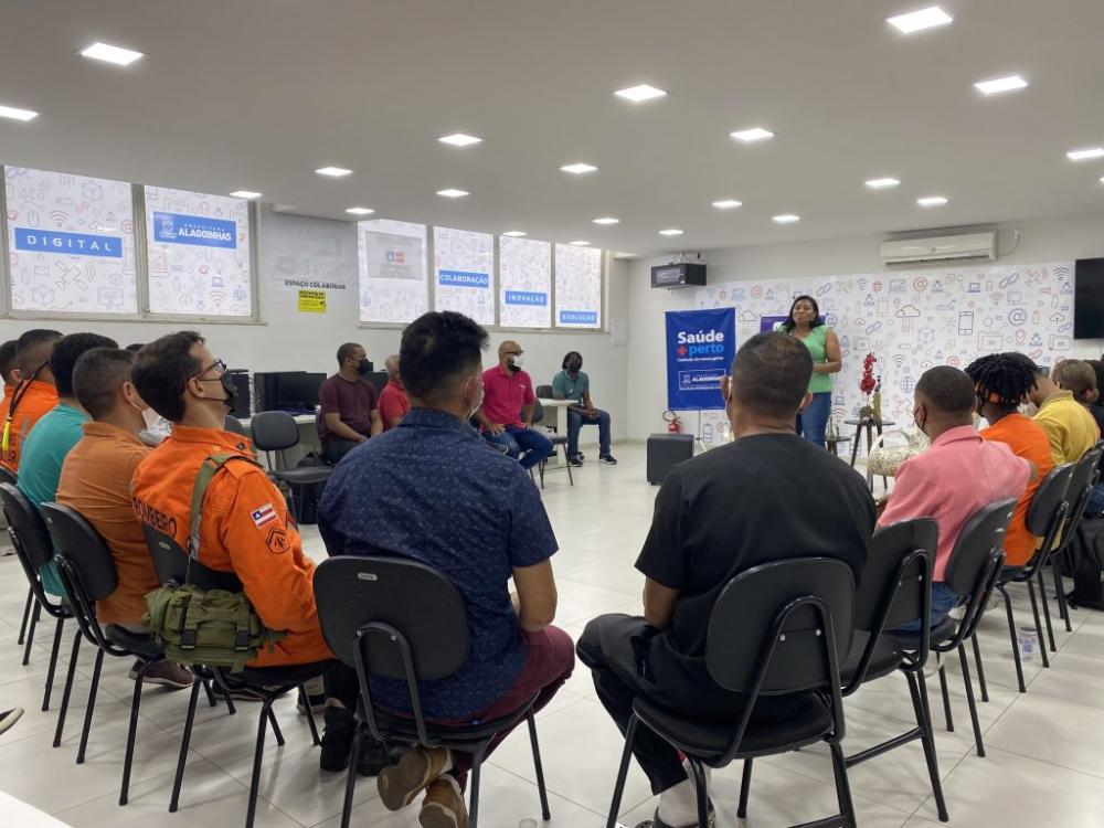 Em parceria com a Prefeitura, ação pelo fim da violência contra as mulheres é realizada em Alagoinhas