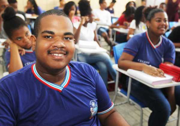Matrícula na rede estadual de ensino começa dia 16 e vai até 24 de janeiro