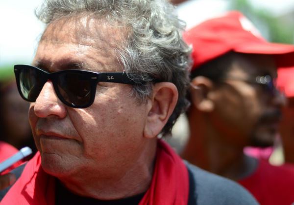 Luiz Caetano desconversa sobre candidatura a prefeito de Camaçari em 2024