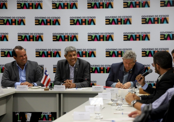 Jerônimo reúne prefeitos para ‘reforçar representatividade dos municípios’