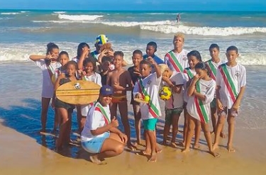 Estudantes do Projeto Esporte pela Paz tem dia de atividades no Litoral de Entre Rios