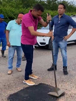 Vídeo: Prefeito Branco Sales participa de operação tapa-buracos na sede e em Nova Pastora