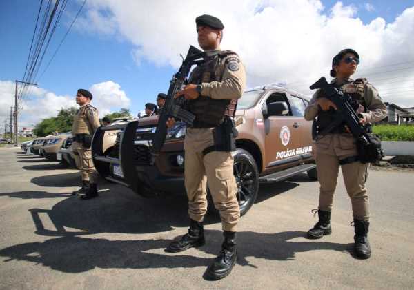 Secretaria de Segurança Pública entrega 27 novas viaturas em Feira de Santana