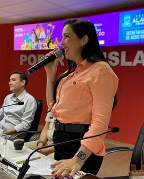 Vídeo: Deputada Ludmilla Fiscina pede sinalização do entroncamento de Alagoinhas e Inhambupe