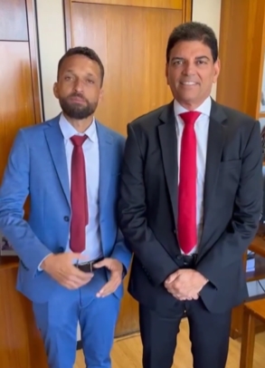 Vídeo: Deputado Federal Cajado libera mais uma parcela do calçamento da Mineral e envia emenda para construção do novo CRAS de Cardeal da Silva; Assista
