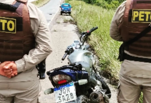 Moto roubada em Esplanada é recuperada pela Polícia Militar em Entre Rios