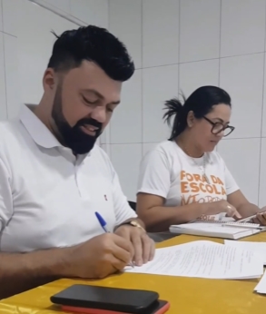 Prefeito Leandro Dantas pagará 200 reais para alunos estudarem na rede pública de Crisópolis; Entenda