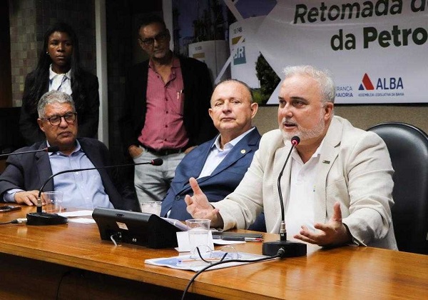Petrobras retomará produção na Bahia em abril, anuncia presidente da estatal