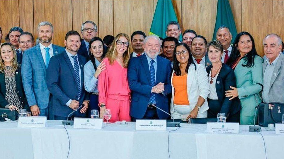 Prefeitos baianos participam do lançamento de plataforma para identificar obras paralisadas