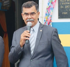 Professores revelam descaso do Prefeito Carroça com a Educação de Rio Real ''O Prefeito deve ao professor''