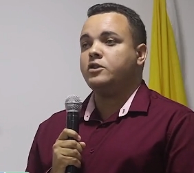 Secretário de Saúde de Aporá vai a Câmara fazer resumo de ações da gestão Carine de Ataíde e recebe elogios até da oposição