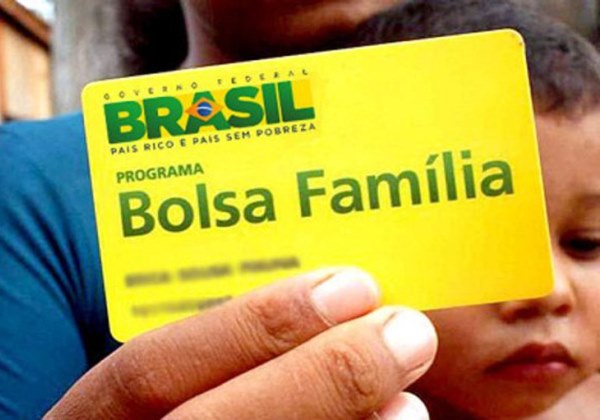 Caixa começa a pagar Bolsa Família com adicional de R$ 150