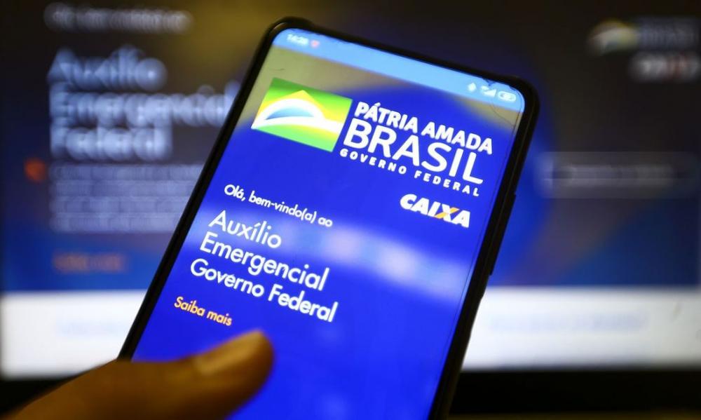 Caixa libera saque do auxílio emergencial para trabalhadores nascidos em julho