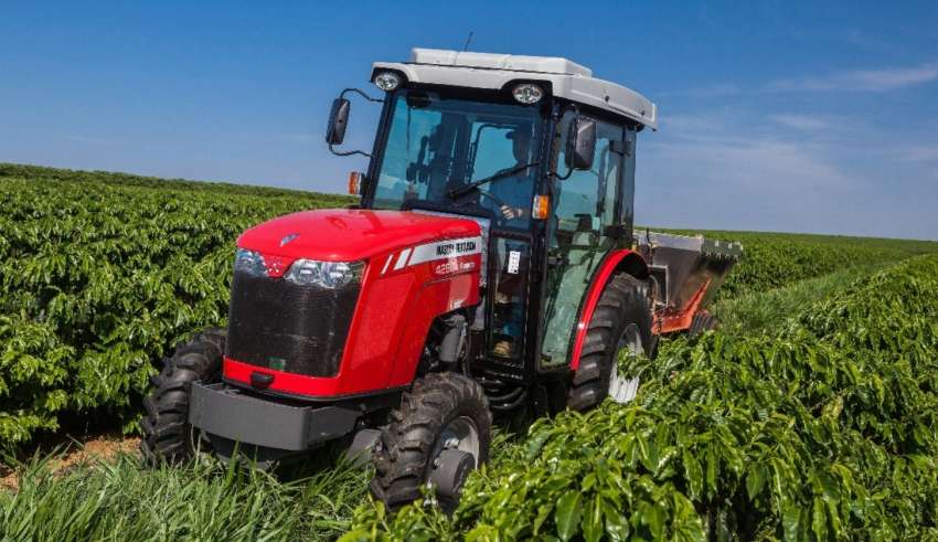 Governo Carine de Ataíde inicia cadastramento rural para doar horas de trator, adubo e sementes de milho e feijão em Aporá