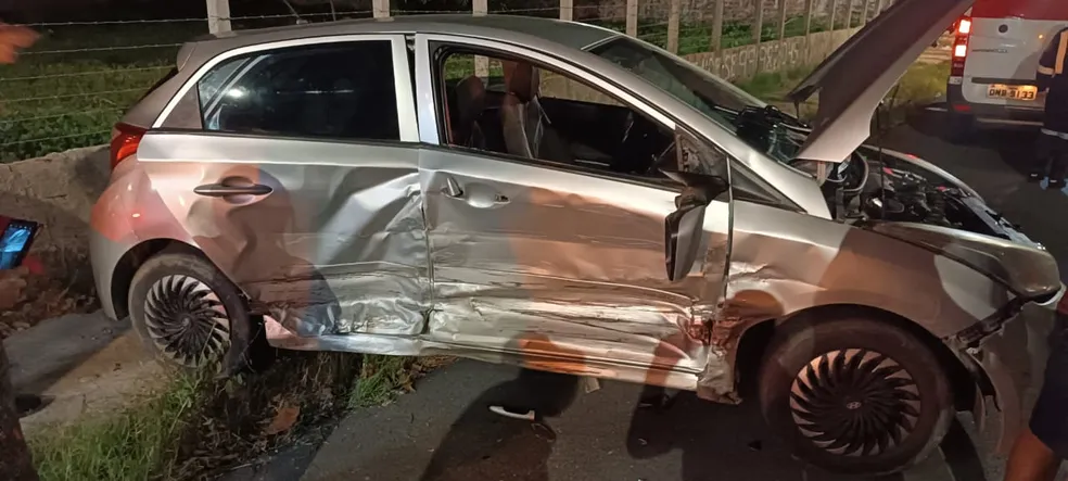Colisão deixa quatro pessoas feridas na Zona Sul de Aracaju
