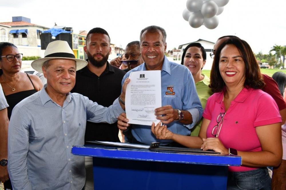  Prefeito Joaquim Neto realiza inauguração, assinatura de Ordens de Serviço e de Ordens de Licitação com investimento de quase R$10 milhões em Alagoinhas