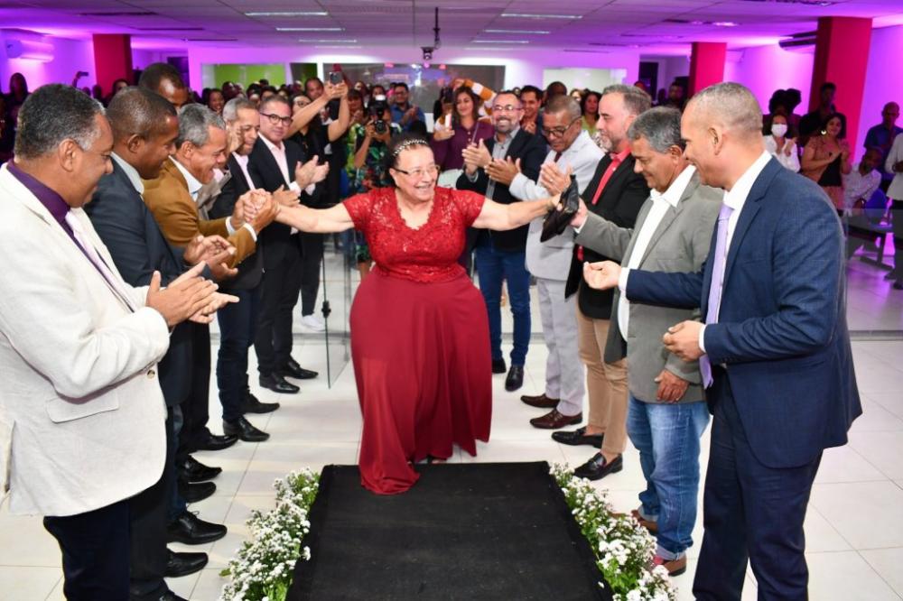 Iraci Gama Secretária de Cultura, Esporte e Turismo é homenageada com Sessão Solene na Câmara Municipal de Vereadores de Alagoinhas
