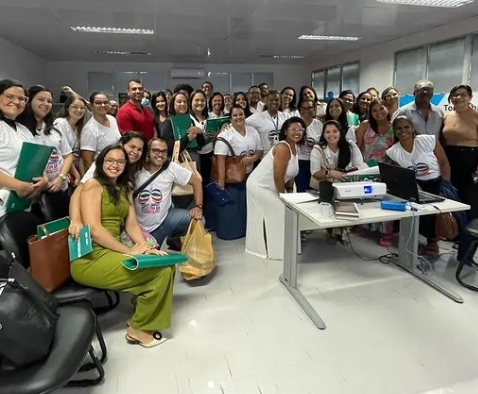 Profissionais de Itanagra participam do 1º Encontro dos Coordenadores da Atenção Básica, Vigilância Epidemiológica e Farmacêuticos