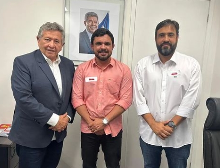 Prefeito Marcus Sarmento visita Secretaria do Governo do Estado em busca da conclusão de obras em Itanagra