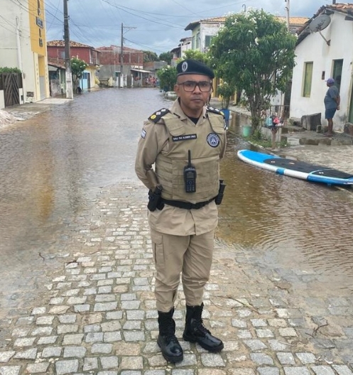 Comandante da 56ª CIPM visita as vítimas da chuvas em Subaúma e inicia campanha para doações