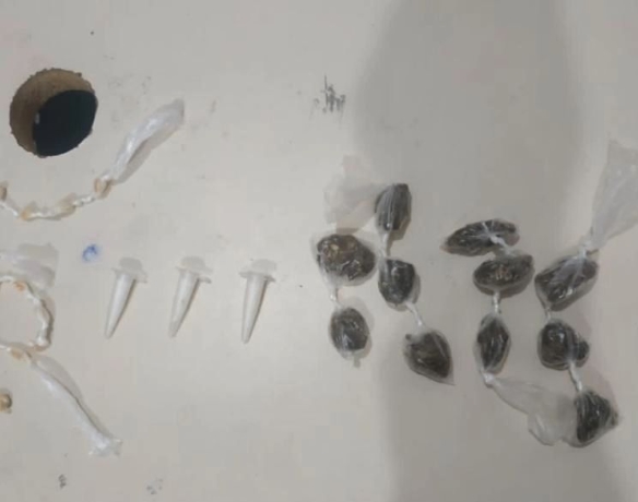 Policiais do 4° BPM conduzem adolescente por ato infracional análogo ao tráfico de drogas em Inhambupe