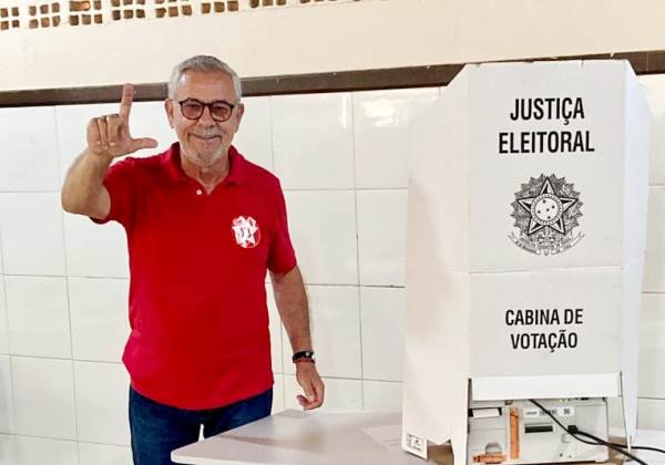 Rosemberg anuncia ‘apoio total’ a Waldenor Pereira na disputa pela prefeitura de Conquista