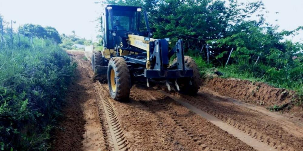 Prefeitura de Alagoinhas dá início ao projeto Novas Vicinais na zona rural