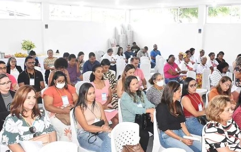 Políticos, Secretários e população de Acajutiba discutem sobre ações sociais no município; Entenda